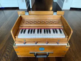 Bhava 665878307226 Mini Inch Kirtan Harmonium Standard Edition - Natural