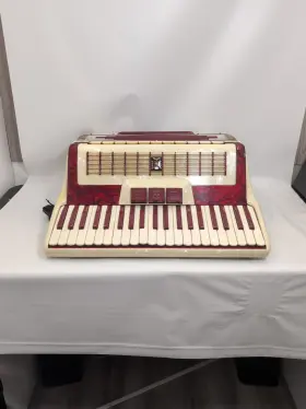L606 Camerano L606/71 Vintage L 606/96 Piano Accordion Made In Italy Red And White Read