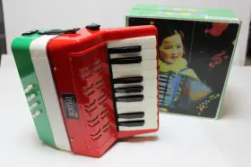 G104-mx Dluca Dftluca Child Piano Accordian 17 Keys 8 Bass Red White Green