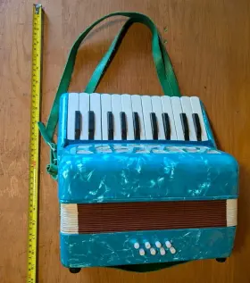 Edglinger 296248727059 22 Key 8 Bass Accordion Musical Instrument Pearlite Blue Works Perfectly Vgc