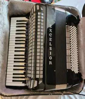 921r Excelsior Mod. 980 Black 45 Keys Freebass