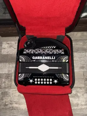 M400 Gabbanelli 5 Switch Button Accordion