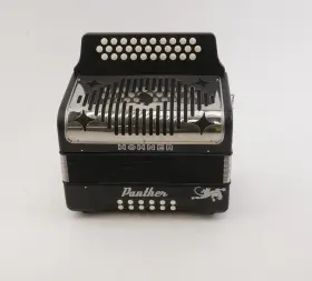Hohner 196271136354 3100gb 31-key Panther Diatonic Accordion