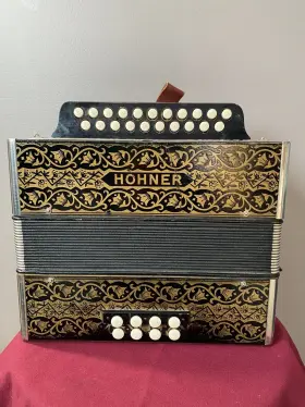 21-treble Hohner 2915adgb Vienna Model 2915 Inch A-d 2-row 8-bass Button Diatonic Accordion