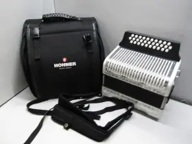 3500fw Hohner Diatonic Accordion F/bb/eb Corona Ii 3500fw- White