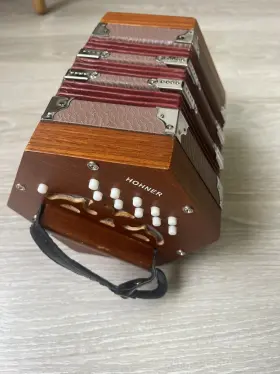 D4039330 Hohner D40 Concertina