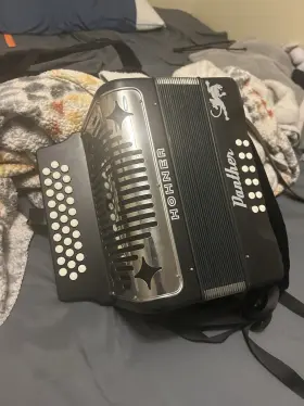 Hohner Fb616d Panther Diatonic Accordion Black Lightweight With Case And Harness Strap