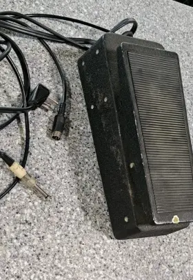 35-pns Iorio Crumar Accordion Foot Control Pedal And Power Supply 6 Pin To 1/4 Inch