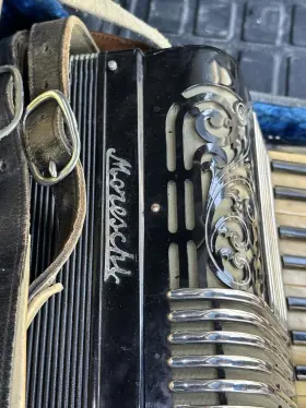Moreschi 38274 120 Bass 41 Treble Black Piano Accordion With Case Strap