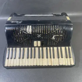 8463 Rivoli Accordion Model Made In Italy Parts Or Repair Untested See Photos