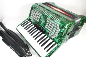 Rossetti Ros3460-rd 3460 34 Keys 5 Switch 60 Bass Button Accordion Fbe Green