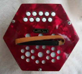 Chu100 Scholer Vintage Concertina 20 Buttons Plus Box East Germany No. Red Pearl
