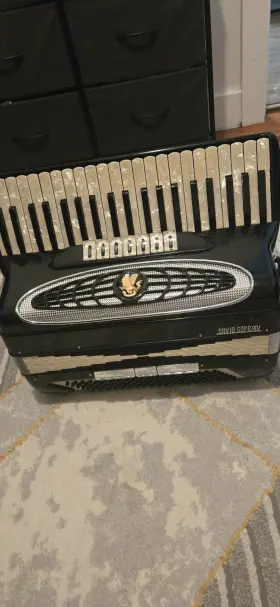 Silvio Soprani A-626 Piano Accordion 120 Bass 41 Key Black Large With Case And Strap