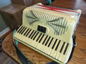 R.241 Sonola Rivoli Accordion Model R 241 Made In Italy