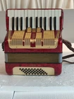 ++piano Accordions Used Music Instrumentshohner Student 40 Bass. Price: $310.00.