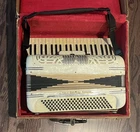 Vintage Italo-american Chicago 'gloria' Accordion Working W/case Used. Price: $249.99.